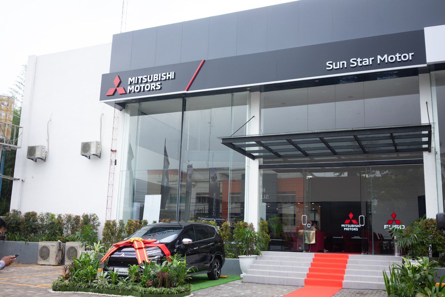 Sun Star Motor Sleman Peresmian Otoplasa Mitsubishi SUN Star Motor Sleman