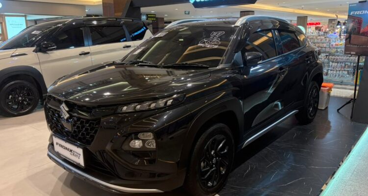 Suzuki Fronx SGX Hybrid Kuro