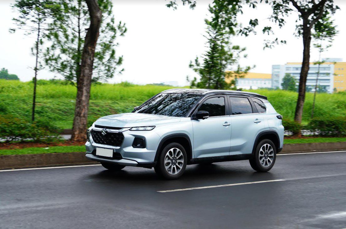 Suzuki Hybrid XL7 Otoplasa Suzuki Hybrid