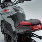 Suzuki-Katana-back-ride