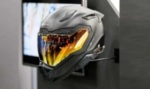 TVS Helm Otoplasa TVS Helm Teknologi AR