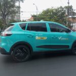 Pengemudi Taksi Listrik Green SM