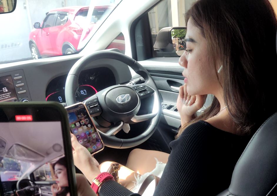 Tiva Pradipta Hyundai Stargazer Otoplasa3 Hyundai Stargazer