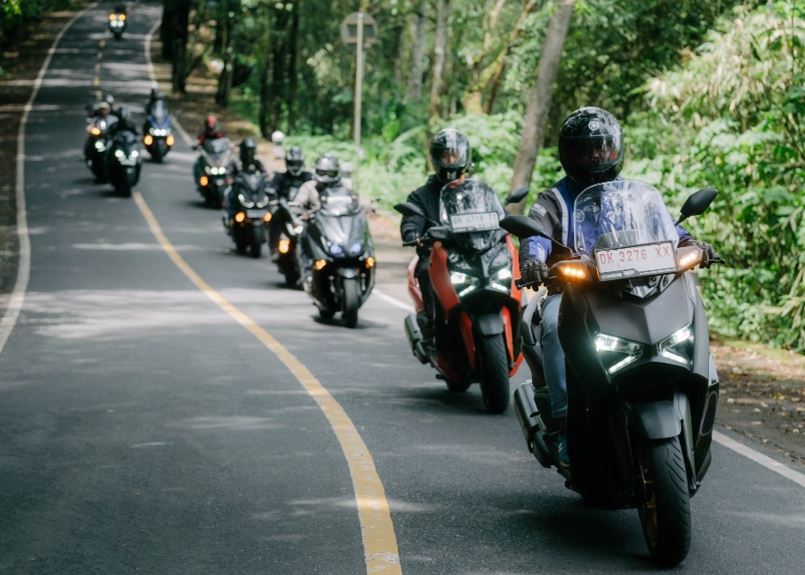 Touring Yamaha XMax Tech Bali Otoplasa Yamaha XMax Tech Bali