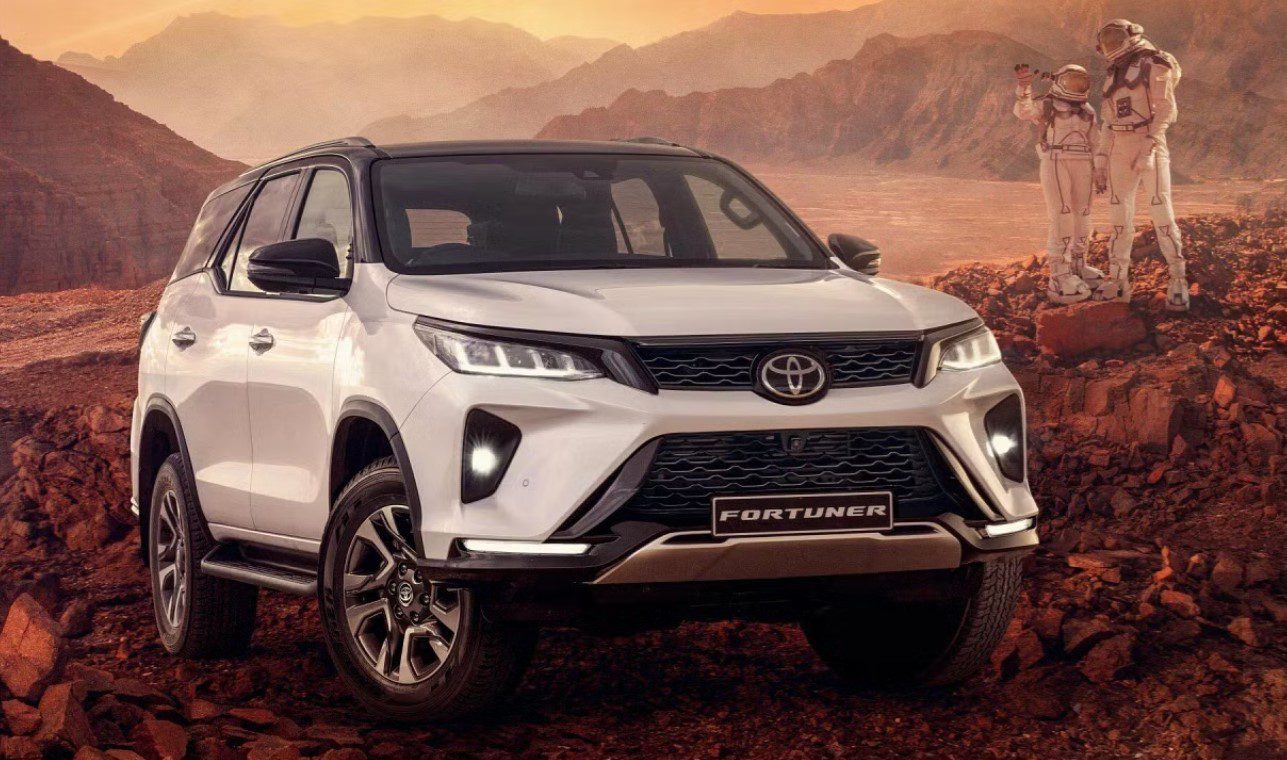 Toyota Fortuner Diesel Hybrid Otoplasa Toyota Fortuner Hybrid