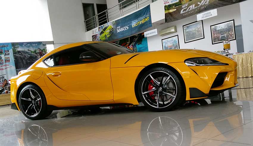 Toyota-GR-Supra-Yellow-Arina