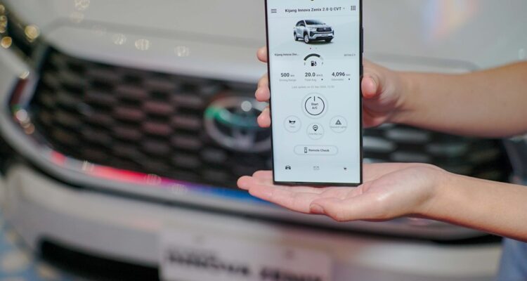 Fitur Baru Kijang Innova Zenix Via Smartphone