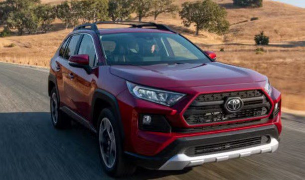 Toyota RAV4 Otoplasa Ledakan Toyota RAV4