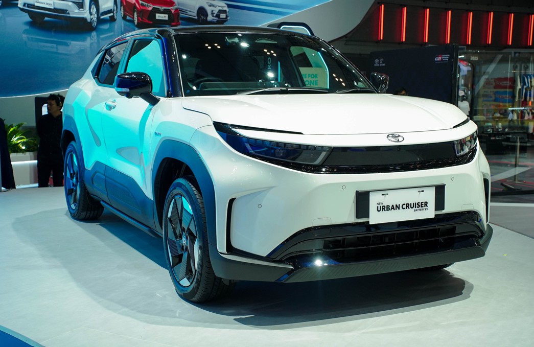 Toyota Urban Cruiser EV