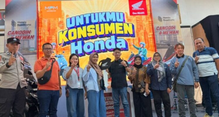 Roadshow PCX Magetan Suguhkan Hiburan dan Undian Hadiah UKH
