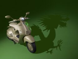 Vespa 946 Dragon Imlek Naga