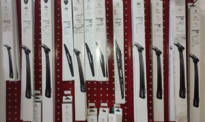 Wiper Kaca Depan Otoplasa Astra Peugeot Suku Cadang