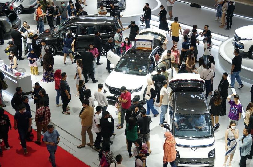Wuling Alvez IIMS Otoplasa2 IIMS Wuling Air Alvez Omoda