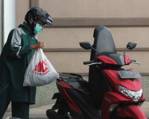 Hujan Yamaha STSJ Wanita