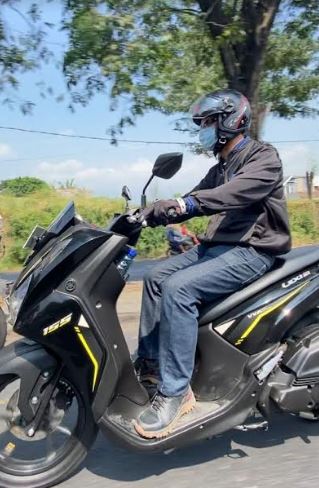 Yamaha Lexi Best Medium Scooter