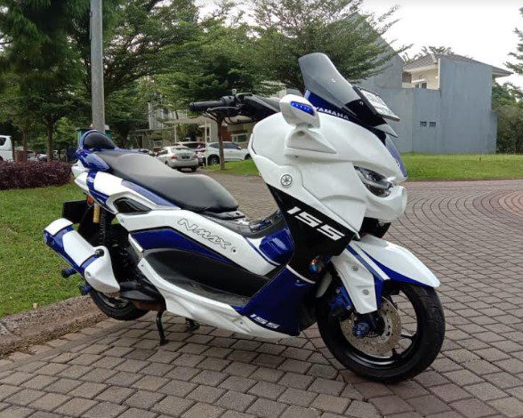 Yamaha NMax Predator
