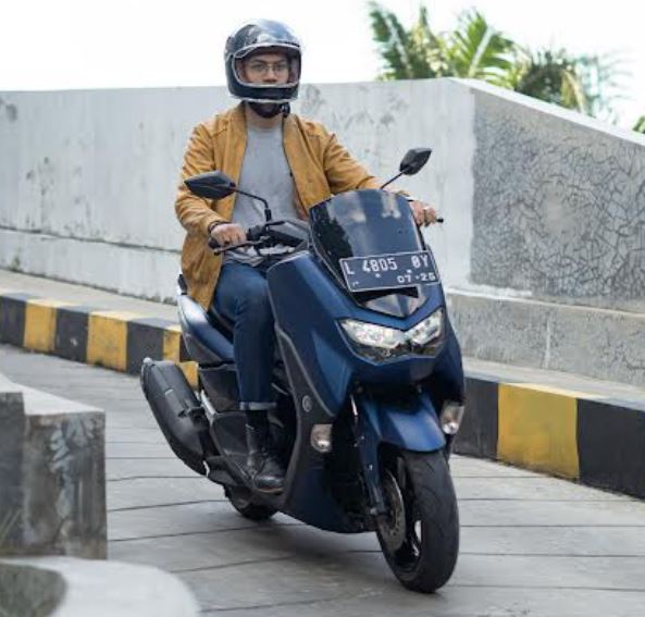 Yamaha NMax Turunan Skutik Maxi Yamaha