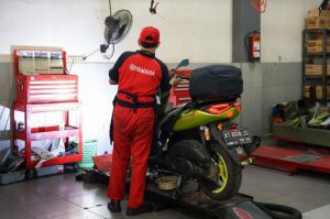 Yamaha STSJ Radiator