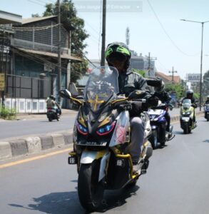 Touring Jauh Yamaha STSJ
