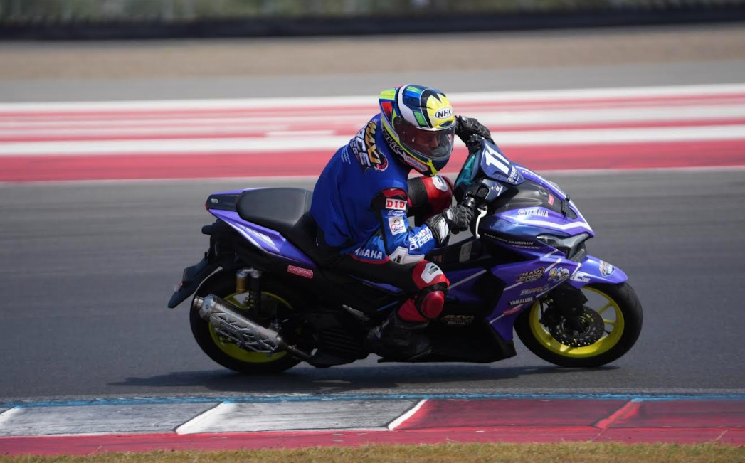 Skutik Premium Yamaha Maxi Race