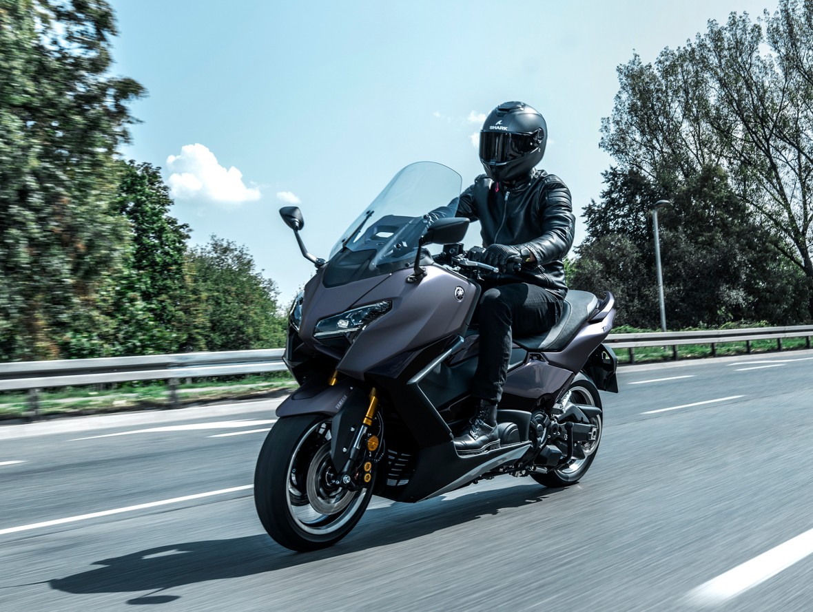 Yamaha TMax Riding Otoplasa Yamaha TMAX 2026