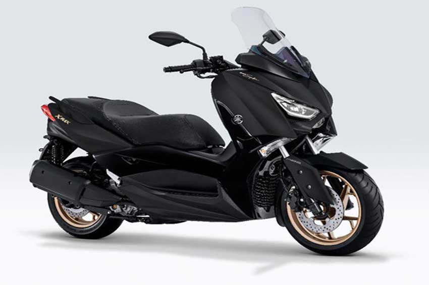 Yamaha-XMax-Signature