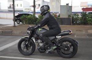 Helm Full Face Yamaha STSJ