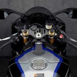 Yamaha-YZF-R1M-stang