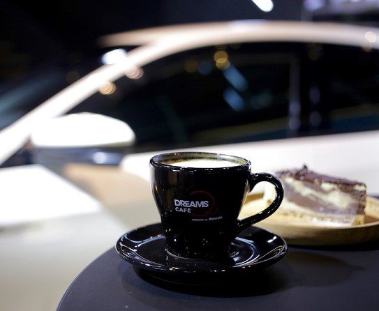 cafe honda cangkir Dream Cafe Honda Dua Coffee