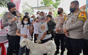 Doorprize Kambing Ikut Vaksin