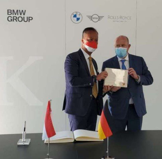kemenperin BMW Mercy otoplasa