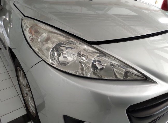 Lampu Mobil