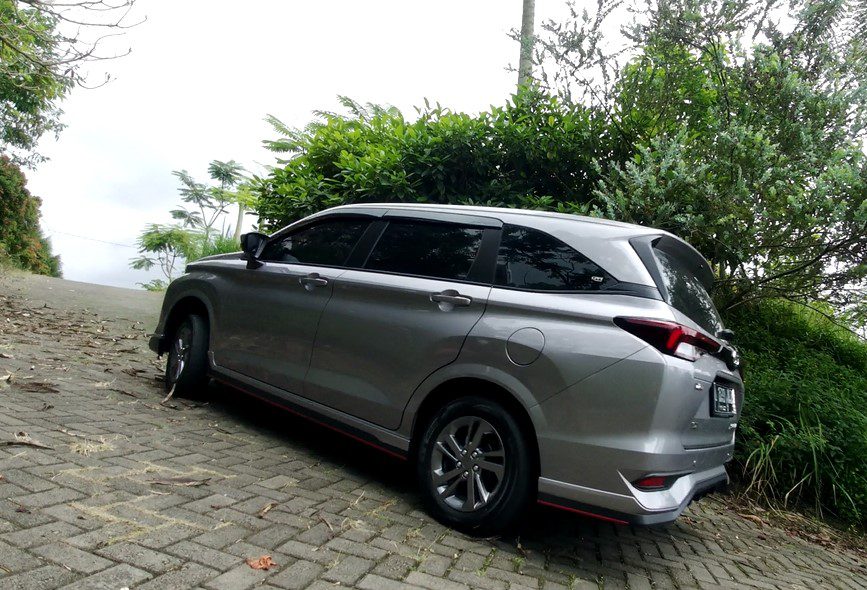 tanjakan Daihatsu Xenia Otoplasa Batu Curam Tanjakan All New Daihatsu Xenia