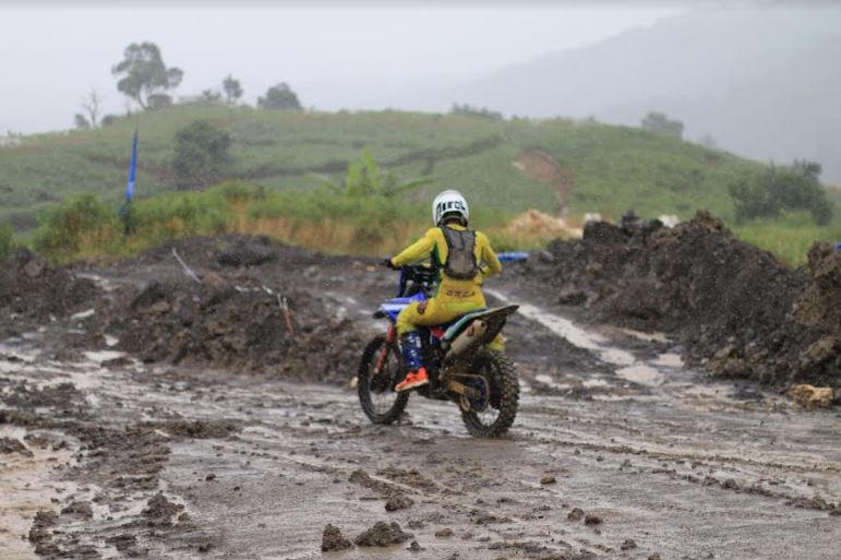 yamaha wr155 lumpur otoplasa Balap Ketahanan Yamaha Enduro Challenge